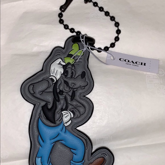 NWT Coach Disney Goofy Leather Hang Tag Ba… - Picture 3 of 3